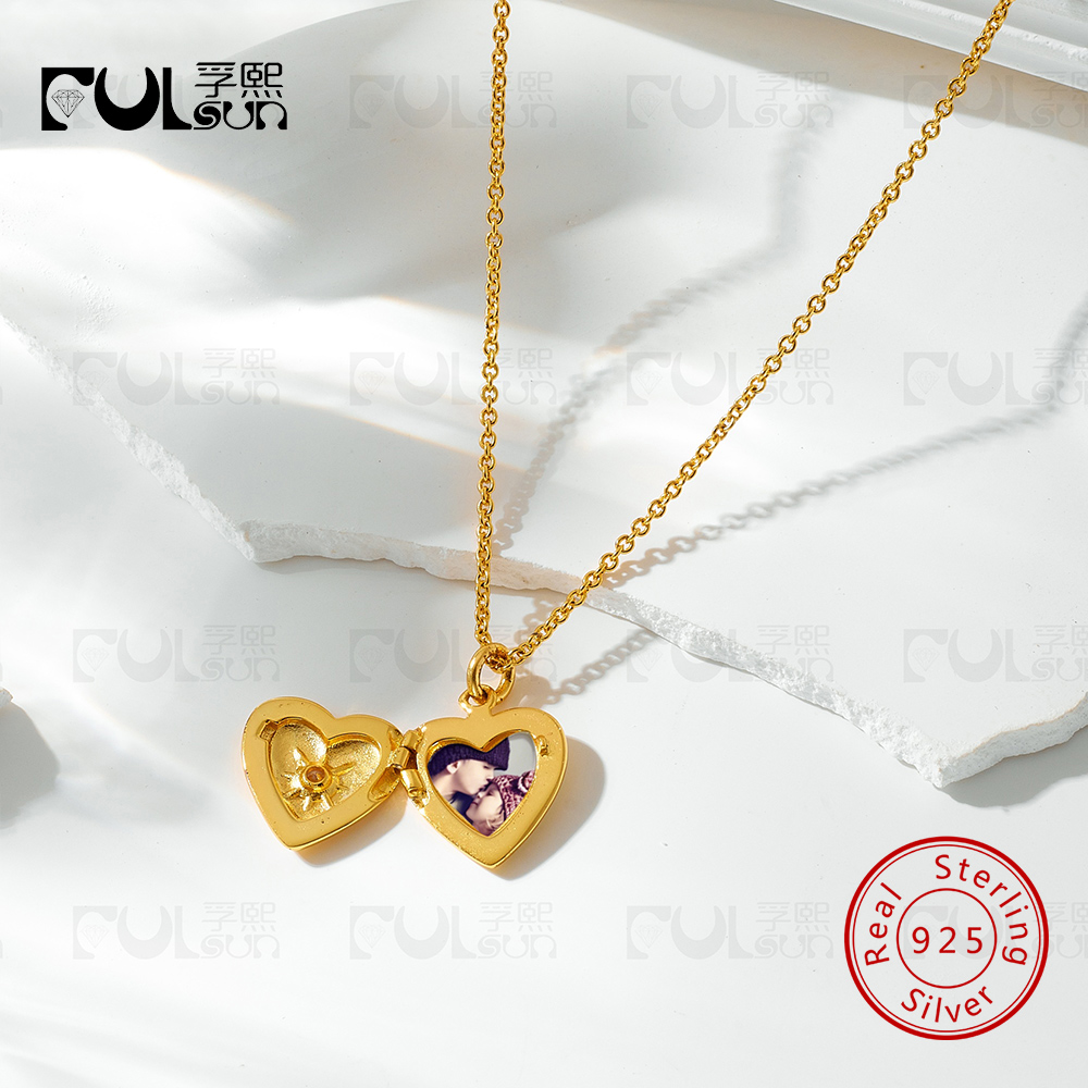 Heart Locket Necklace Photo - 925 Sterling zilveren ketting met een
