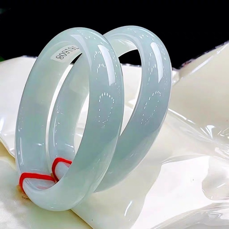 Bracelets - Oude Mijn Icy Birmese Armband, Lichtgroene