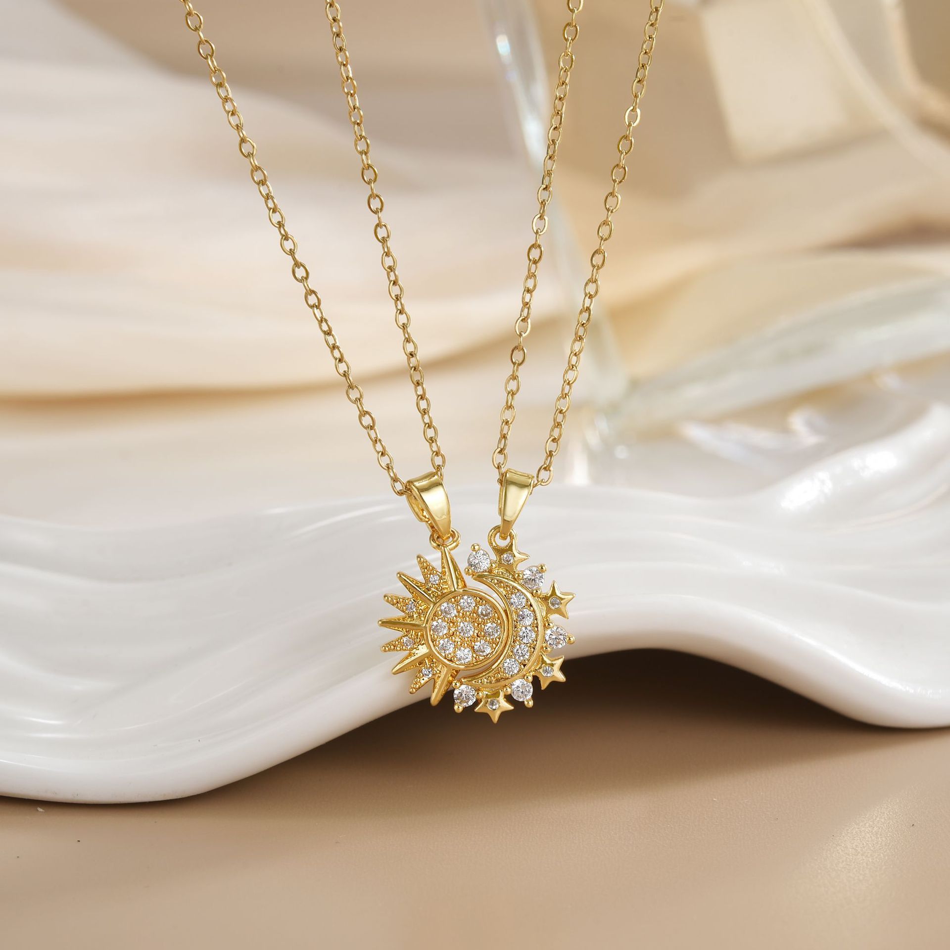 Magnetische kettingen voor kop - Magnetic Couple Matching Necklaces recensie en prijs